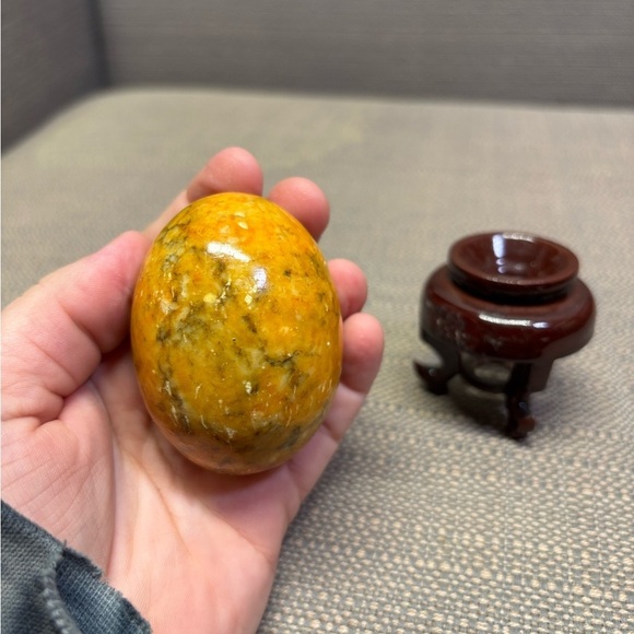 Vintage Marble Alabaster Egg / Orange/ Italian Egg - Picture 3 of 3